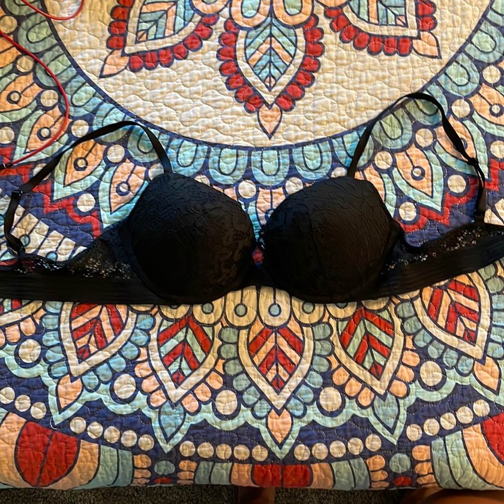 Victoria’s Secret very sexy push-up bra